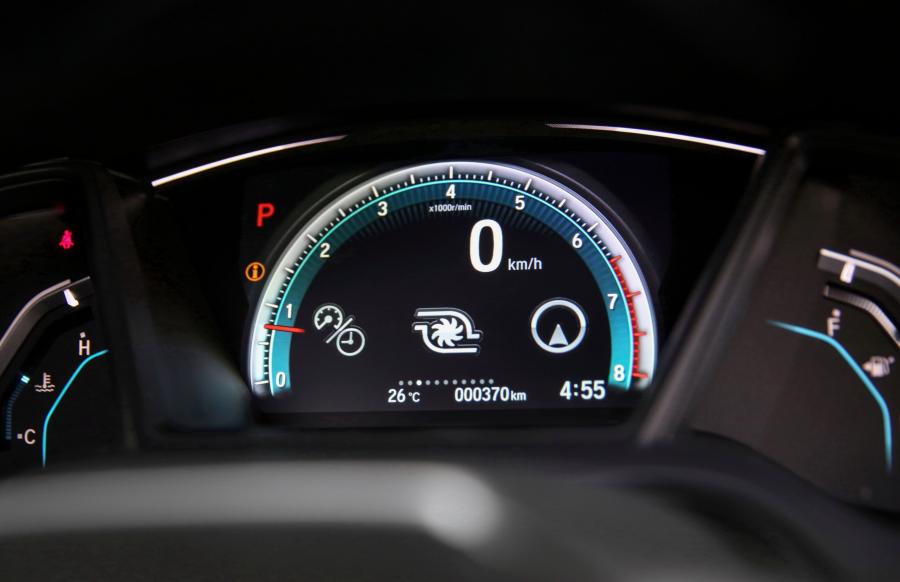 Панель приборов Honda Civic VTi-LX Hatchback 2017 года  (AU) (фото 13 из 40)